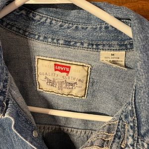 Levi’s denim shirt - size M